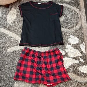 Pajama Set. Short sleeve shirt and shorts. Size Medium.